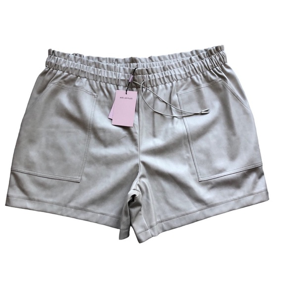 Avec Les Filles Faux Leather Paper Bag Shorts Size 2X NWT - Picture 2 of 13